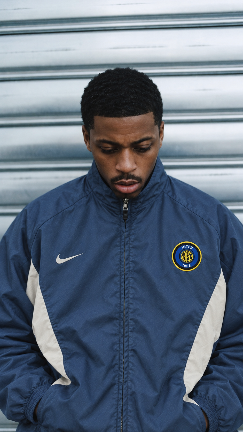 Jacke von Nike, auf der Strasse